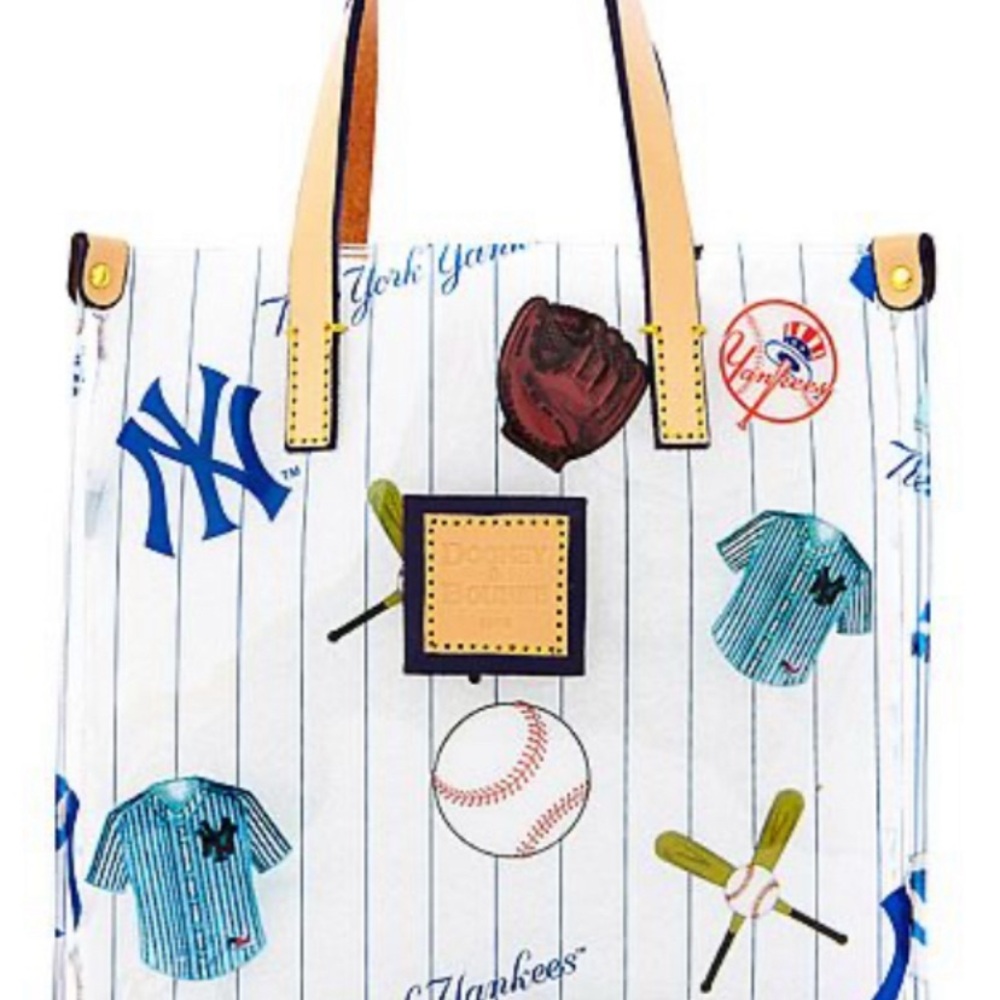 ISO Dooney & Bourke Yankees Clear Lunch Tote MLB Baseball $200 OBO - Picture 4 of 4